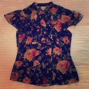 Converse floral ruffle blouse